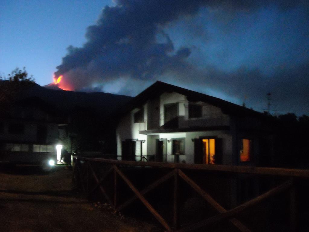 Bed and Breakfast Aurora Dell'Etna Цафферана-Етнеа Екстер'єр фото